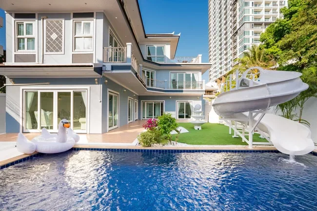 Pk Beach Villa Pattaya